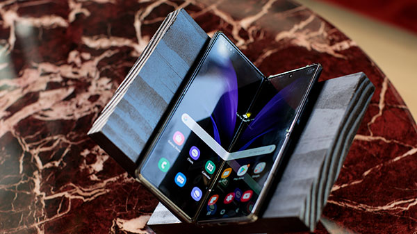 Samsung Galaxy Z Fold 2 (Image: Samsung)