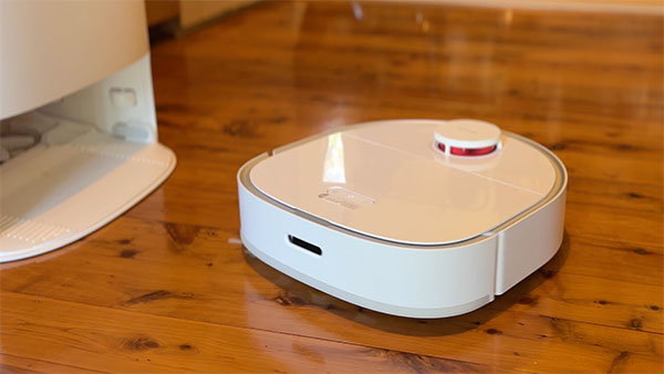 Dreame W10 Robot Vacuum Cleaner and Mop Review