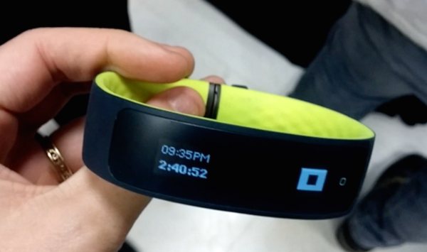 HTC hopes that its sports wearable will be truly gripping. Hey, sometimes the jokes do write themselves.